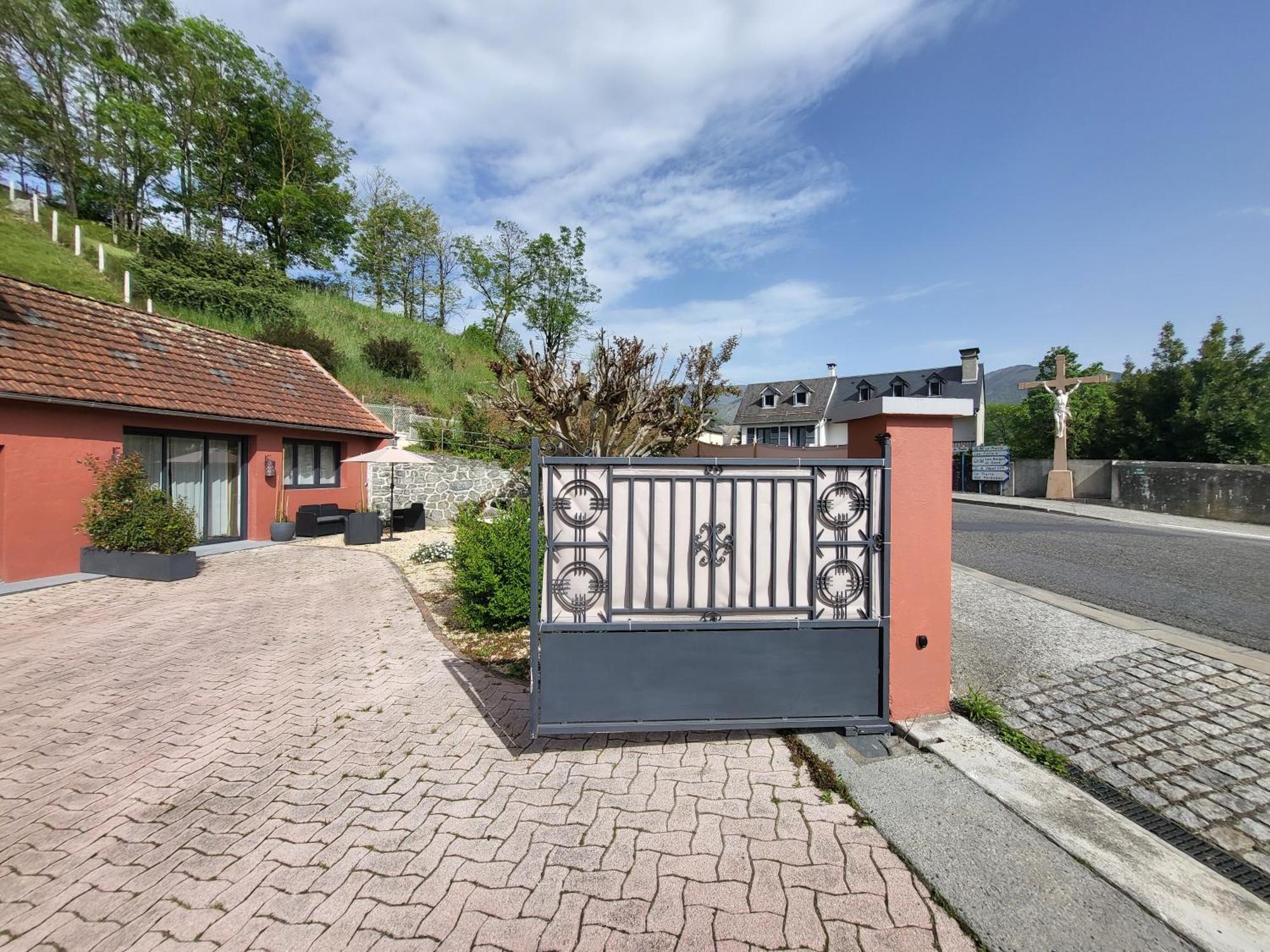 Hotel Gardenhill Cosy Lau-Balagnas Zewnętrze zdjęcie
